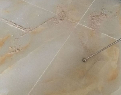 常州市瓷砖空鼓维修公司分享粘合剂选择不当在瓷砖铺贴过程中可能导致以下问题